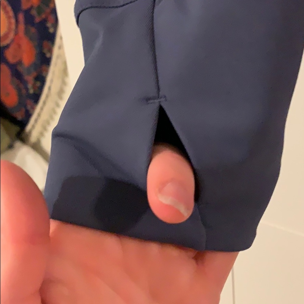 Brand New Oakley running jacket - Picture 4 of 5